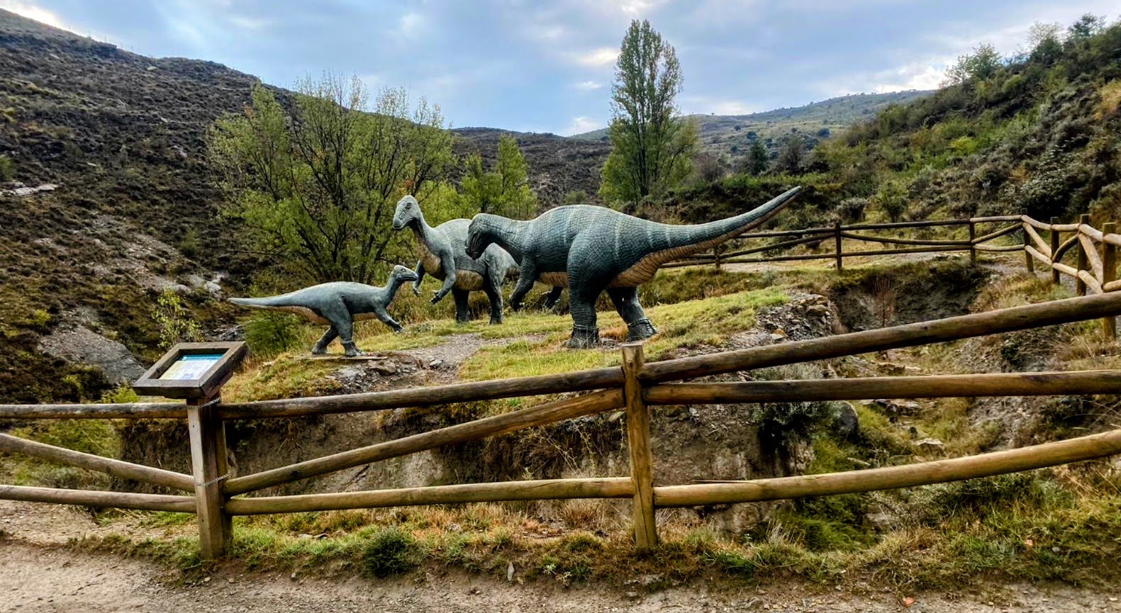 Los Dinosaurios de Enciso